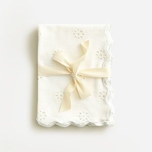 NWT J Crew Set of 4 Eyelet Place Mats